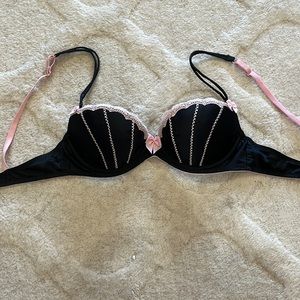 Victoria’s Secret Sexy Little Things hardly worn size 34C lightly padded bra